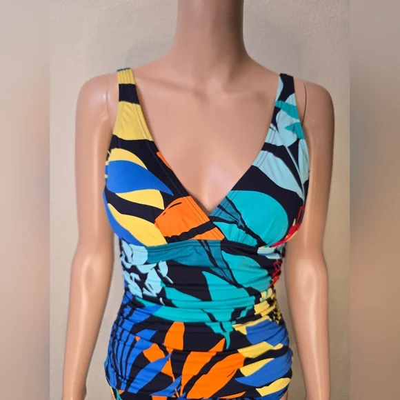 Tommy Bahama Womens One Piece Swimsuit Tropical Print Ruched Waist Size 6 - Picture 3 of 8